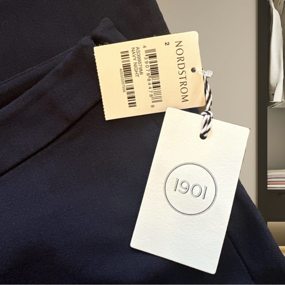 5/$25 1901 Navy Cropped Tapered Pants